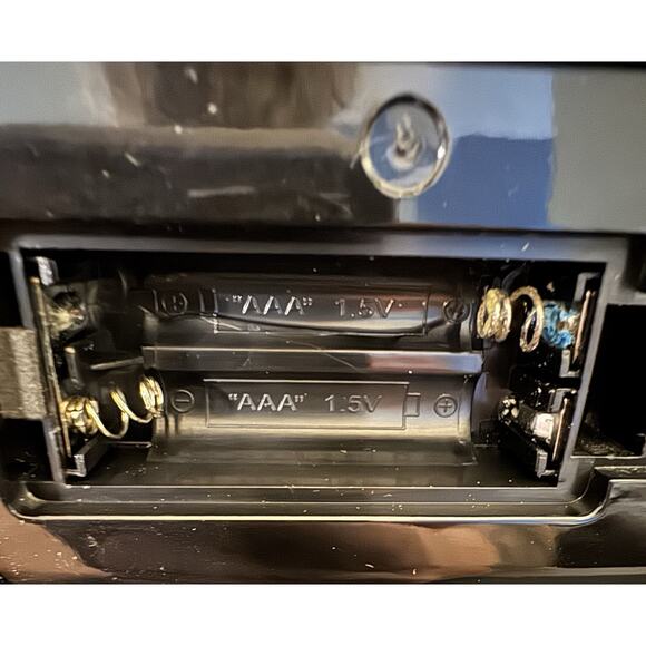 iLive Clock Docking System Speakers iPod Dock IS208B No Remote TESTED WORKING - Picture 8 of 11